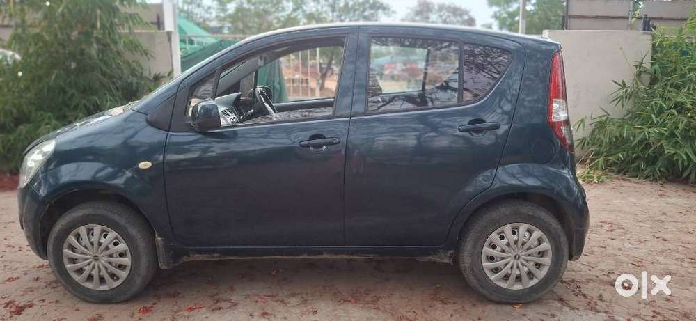 Maruti Suzuki Ritz Lxi, 2011, Petrol