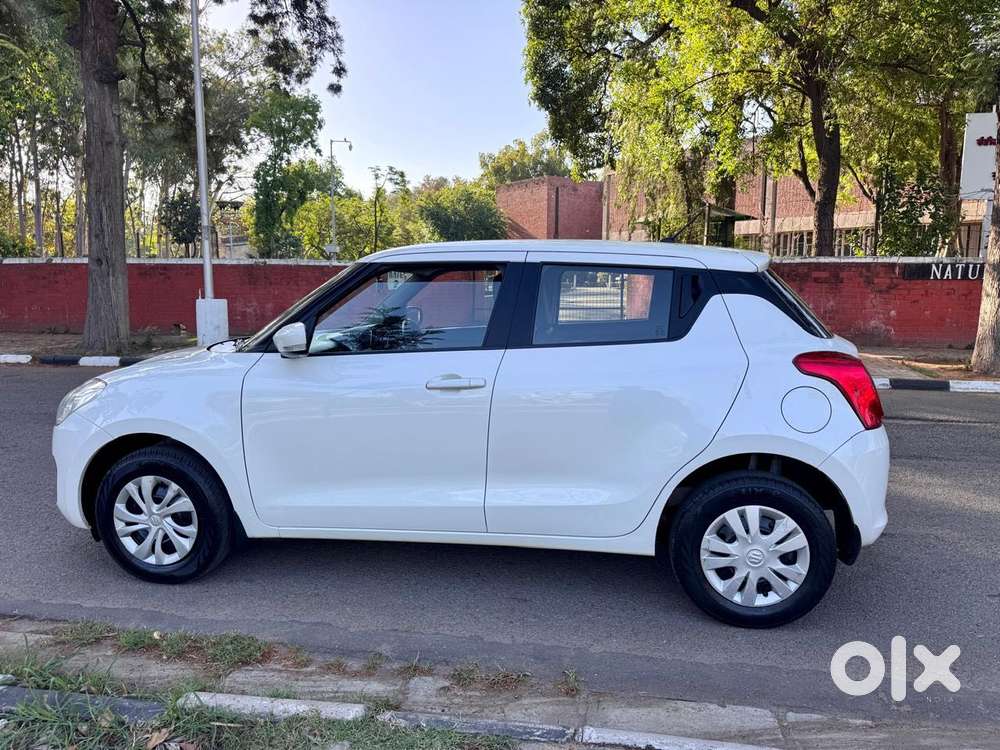 Maruti Suzuki Swift, 2021, Petrol