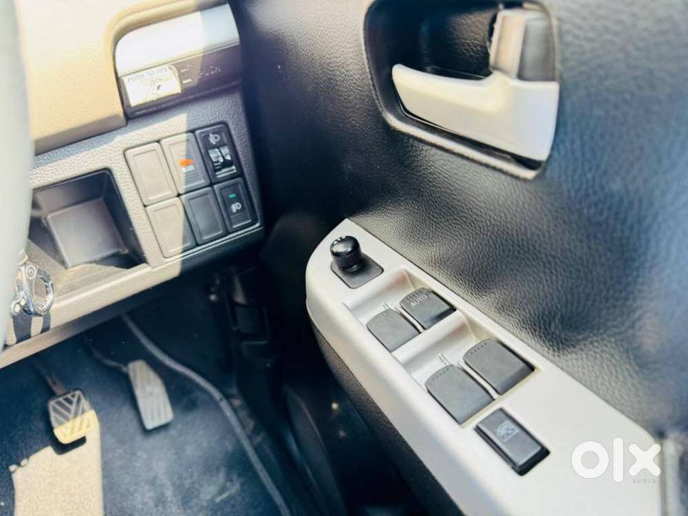 Maruti Suzuki Wagon R Vxi 1.0, 2015, Petrol