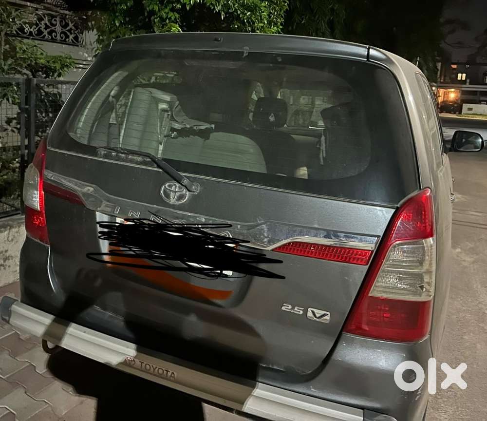 Toyota Innova 2014 Good Condition Company Record1st Owner