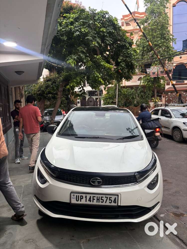 Tata Altroz Petrol 2022