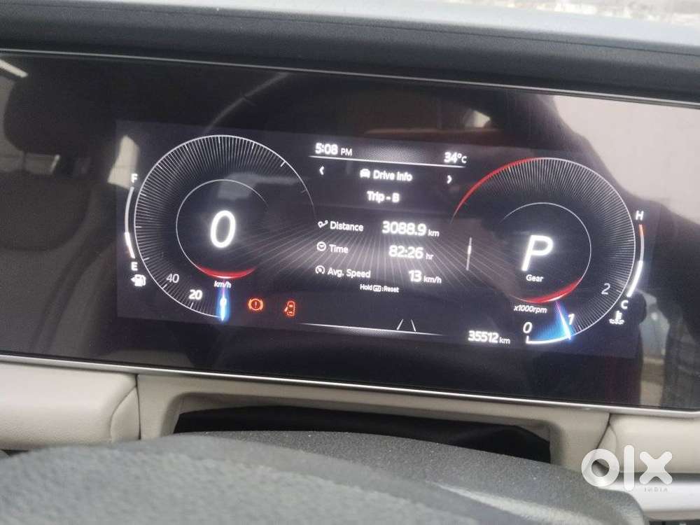 Mahindra Xuv700 2.0 Ax 7 Petrol At Str, 2021, Petrol