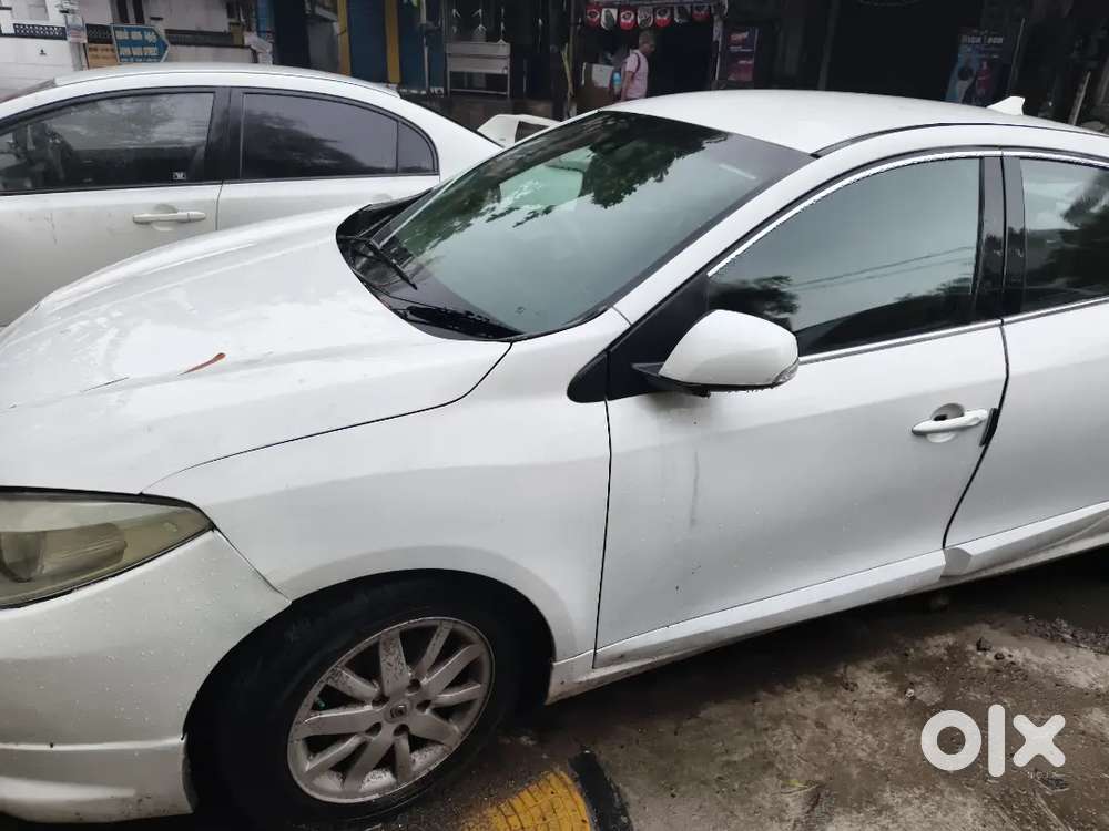 Renault Fluence 2012 Petrol