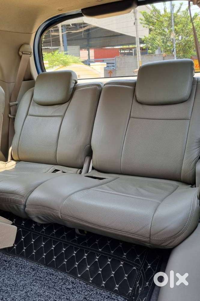 Toyota Innova 2.5 Vx 8 Str Bs-iii, 2012, Diesel