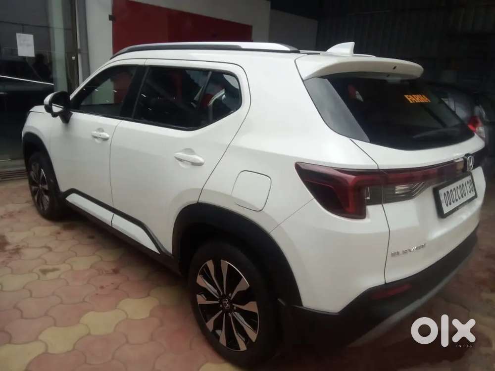 2024 Honda Elivate Manual 17000 Km Driven , Single Owner