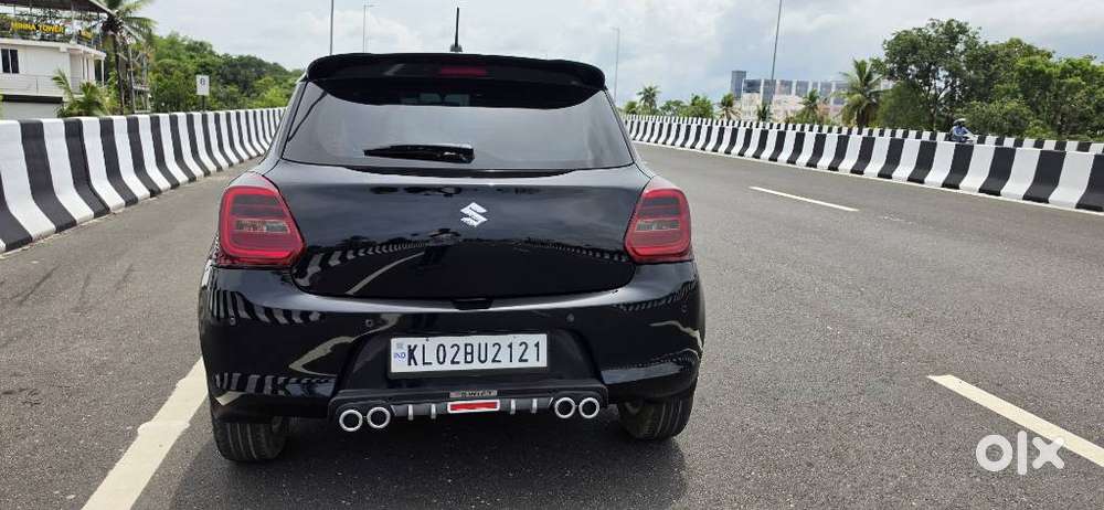 Maruti Suzuki Swift Amt Zxi Plus, 2023, Petrol