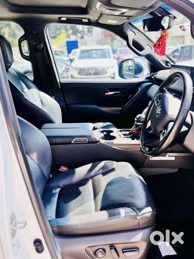 Toyota Land Cruiser 3.3 Zx Diesel, 2023, Diesel