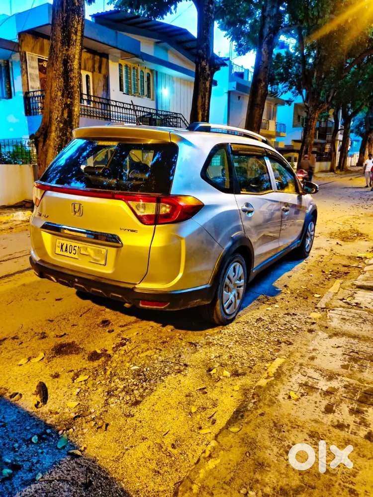 Honda Br-v 2017 Petrol  Immaculate Condition  Well Maintained