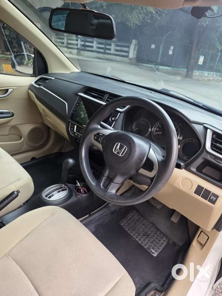 Honda Amaze Vx 2017 Petrol Automatic (at)