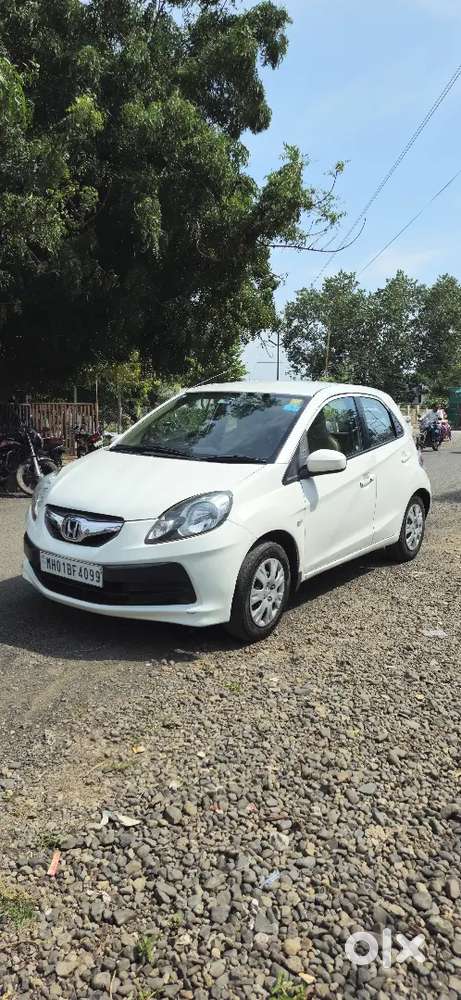 Honda Brio Mt 2012