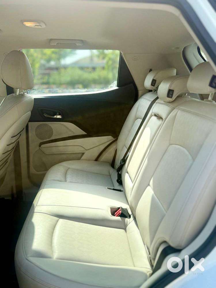 Mahindra Xuv400 Ev El Fast Charger Dt, 2024, Electric
