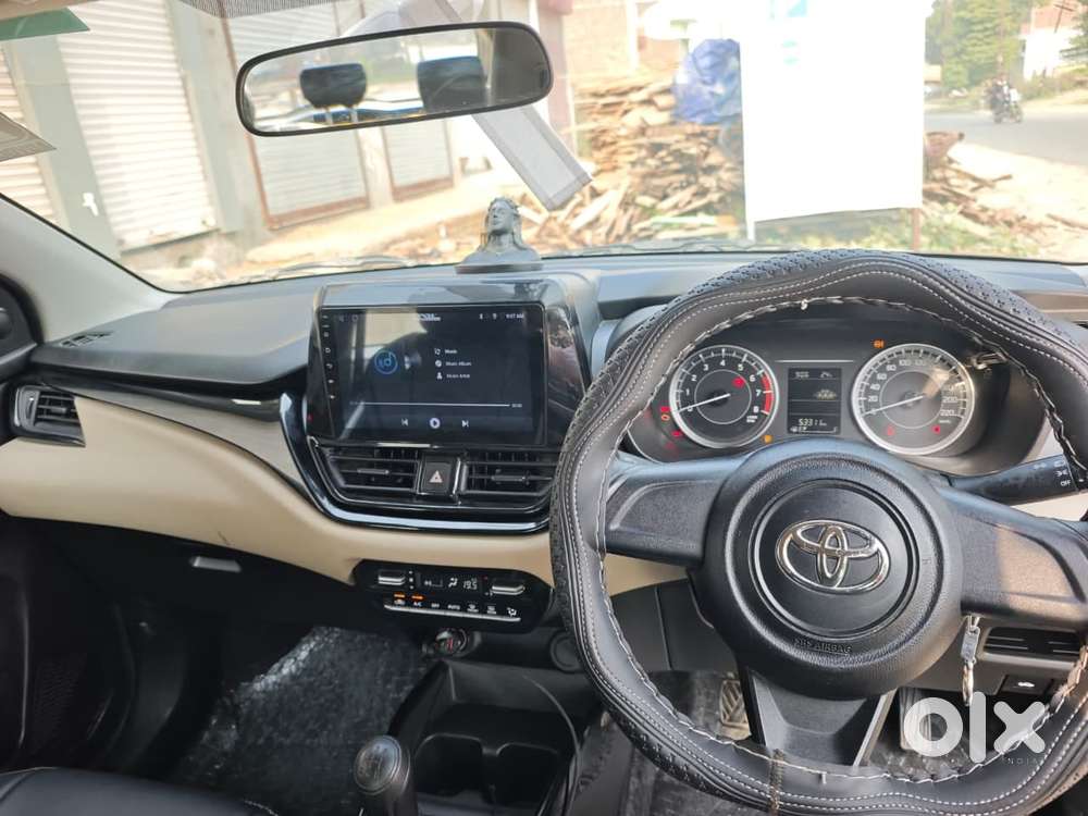 Toyota Glanza 1.2 E, 2024, Petrol