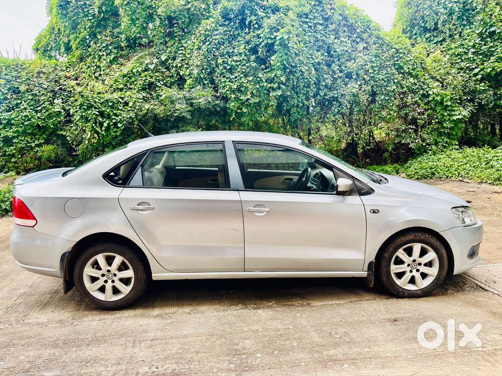 Volkswagen Vento Petrol 2011 Km Driven