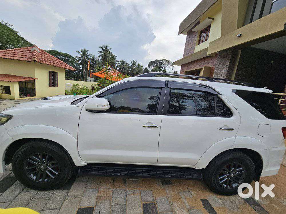 Toyota Fortuner 3.0 4x2 Automatic, 2014, Diesel