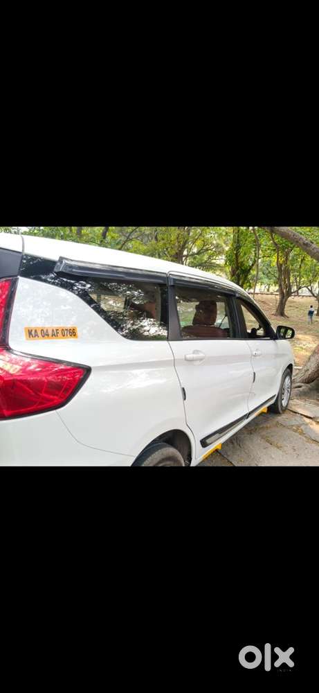 Maruti Ertiga Vxi 2025
