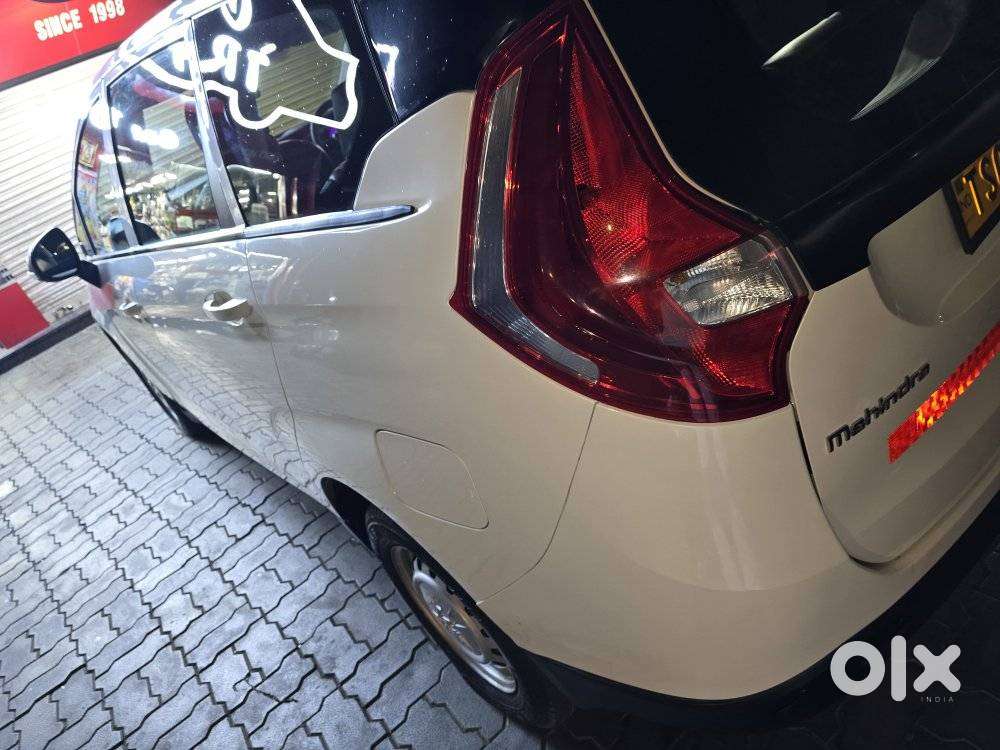 Mahindra Marazzo M2 8str, 2023, Diesel