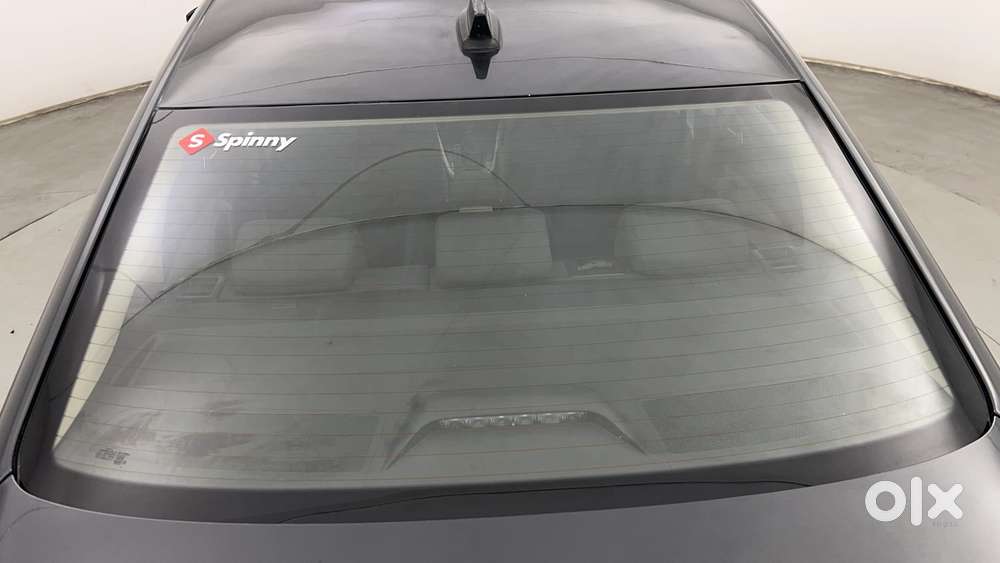 Skoda Slavia Ambition 1.0l Tsi At, 2022, Petrol