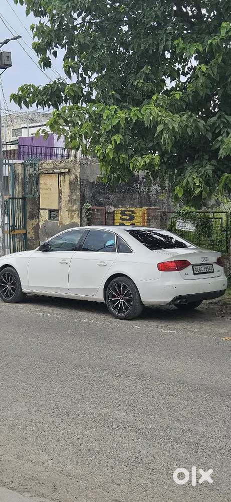 Audi A4 2011 Petrol 6800 Km Driven