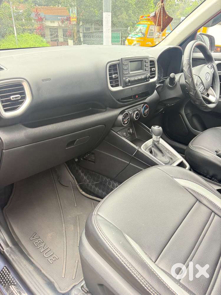 Hyundai Venue S Turbo Dct, 2019, Petrol