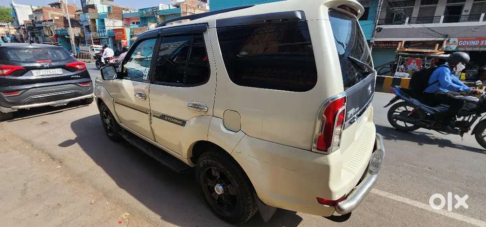 Tata Safari Strome In Good Condition