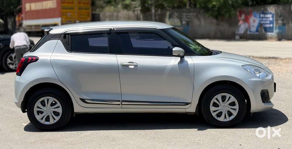 Maruti Suzuki Swift Vvt Vxi, 2021, Petrol