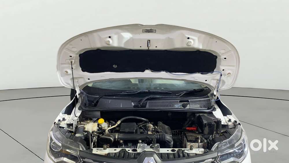 Renault Triber Rxz, 2024, Petrol