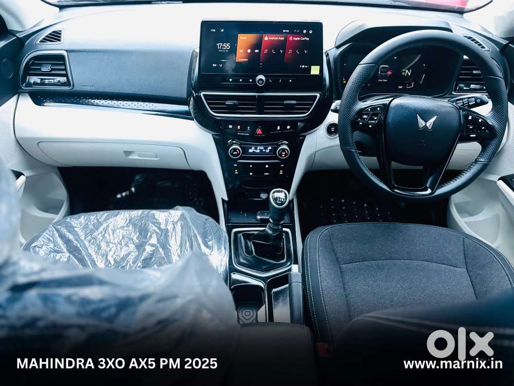 Mahindra Xuv 3xo Ax5 Pm Mt, 2025, Petrol