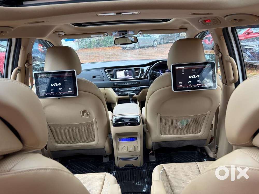 Kia Carnival Limousine Plus 7 Str, 2022, Diesel