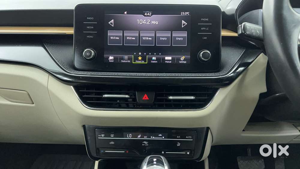 Skoda Slavia Style 1.5l Tsi Dsg, 2022, Petrol