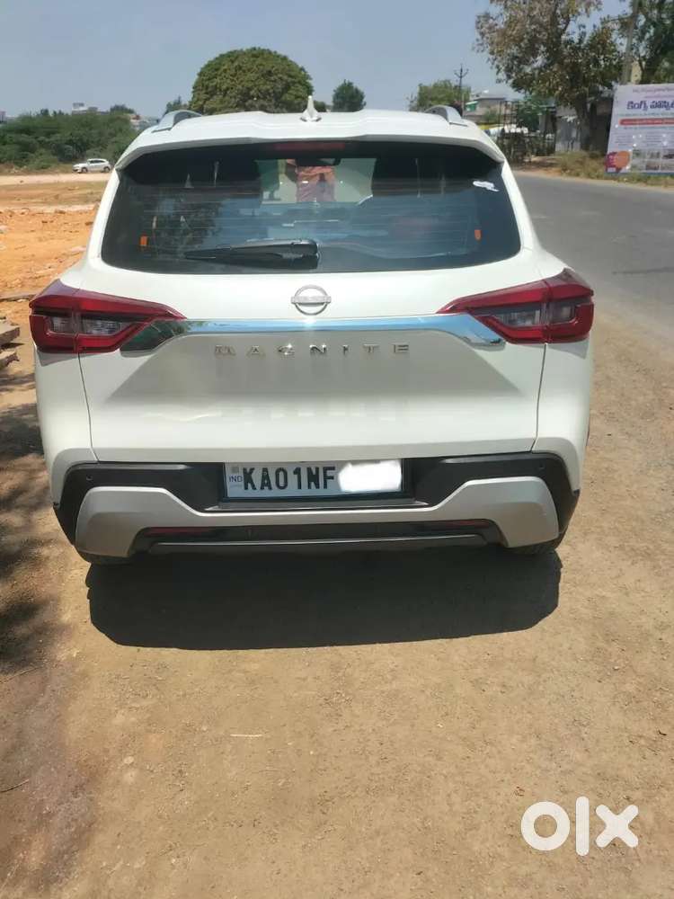 Nissan Magnite 2025 Petrol Well Maintained