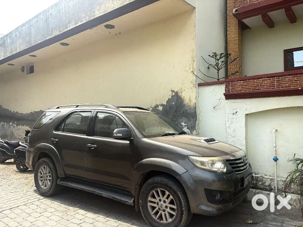 Toyota Fortuner 2012 Diesel
