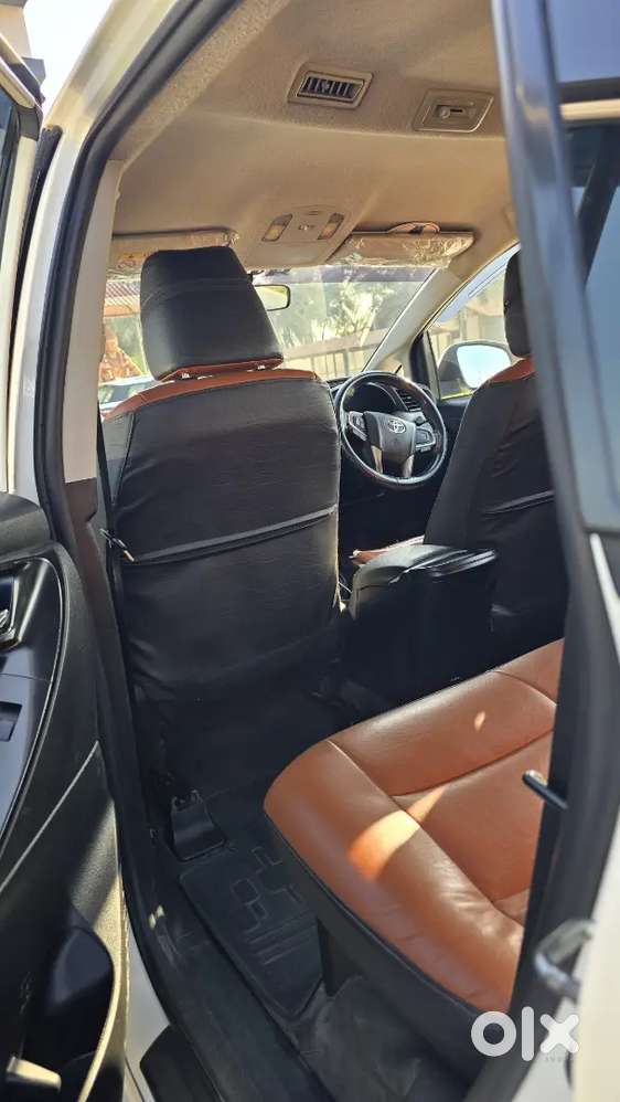 Toyota Innova Crysta 2019