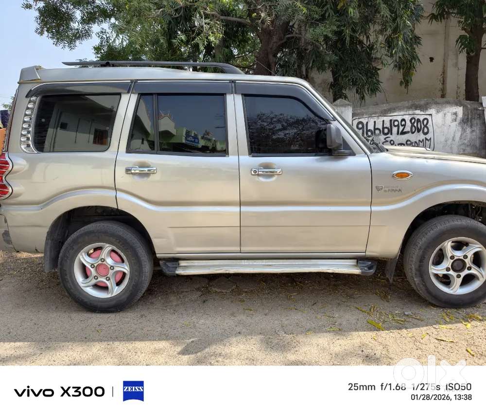 Mahindra Scorpio Classic 2011 Diesel 200000 Km Driven