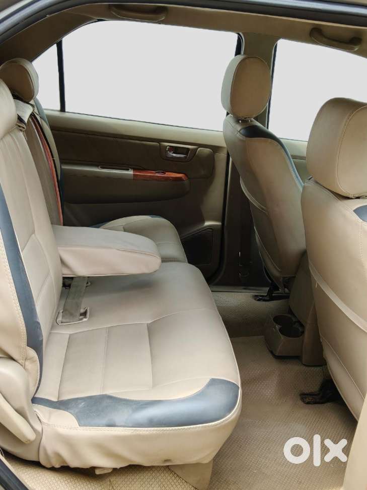 Toyota Fortuner 4x4 Mt 2.8 Diesel, 2011, Diesel