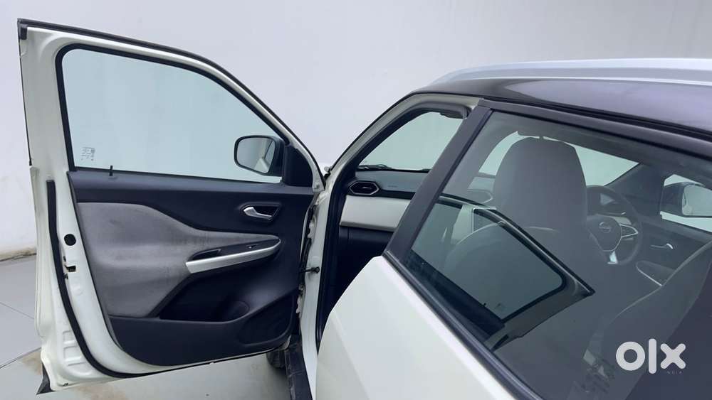 Nissan Magnite 1.0 Xv Dual Tone, 2021, Petrol
