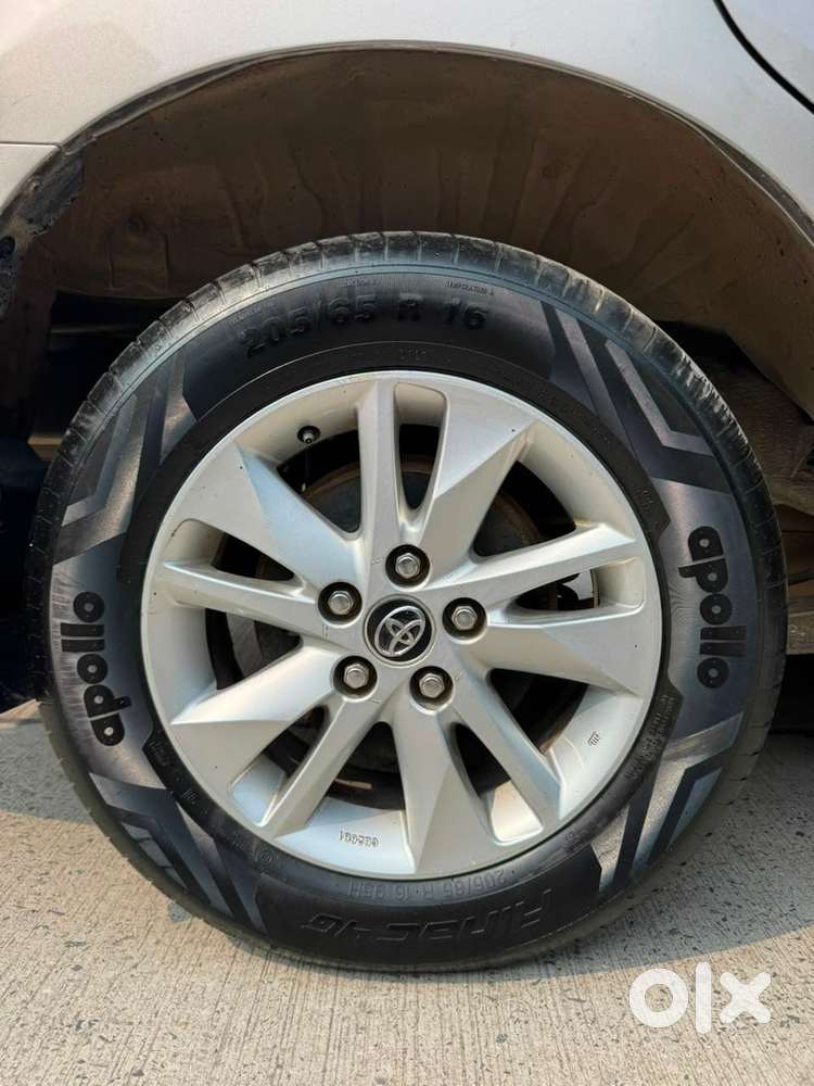Toyota Innova Crysta [2020-ongoing] 2.4 Gx 7 Str, 2018, Diesel