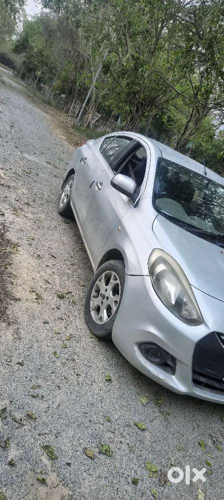 Renault Scala 2012 Petrol 89472 Km Driven