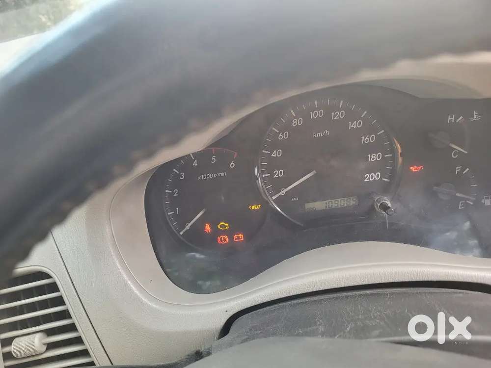 Toyota Innova 2012