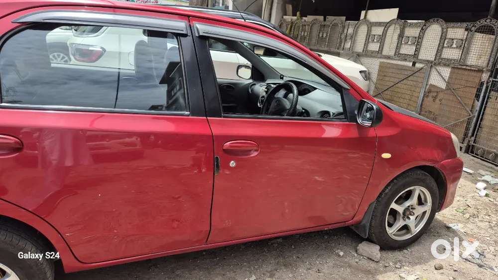 Toyota Etios Liva 2012 Petrol 85000 Km Driven