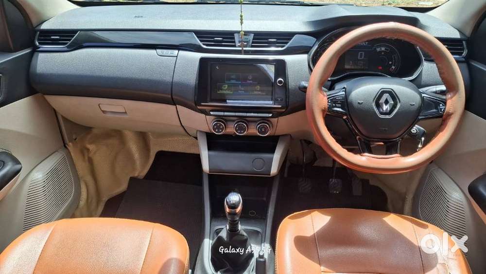 Renault Triber Rxt, 2021, Petrol