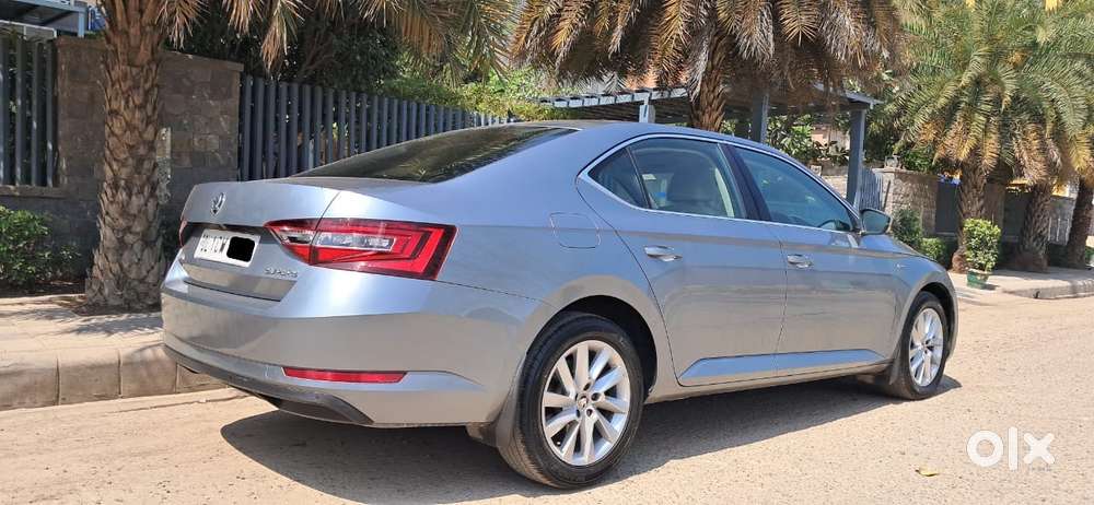 Skoda Superb L&k 1.8 Tsi At, 2017, Petrol