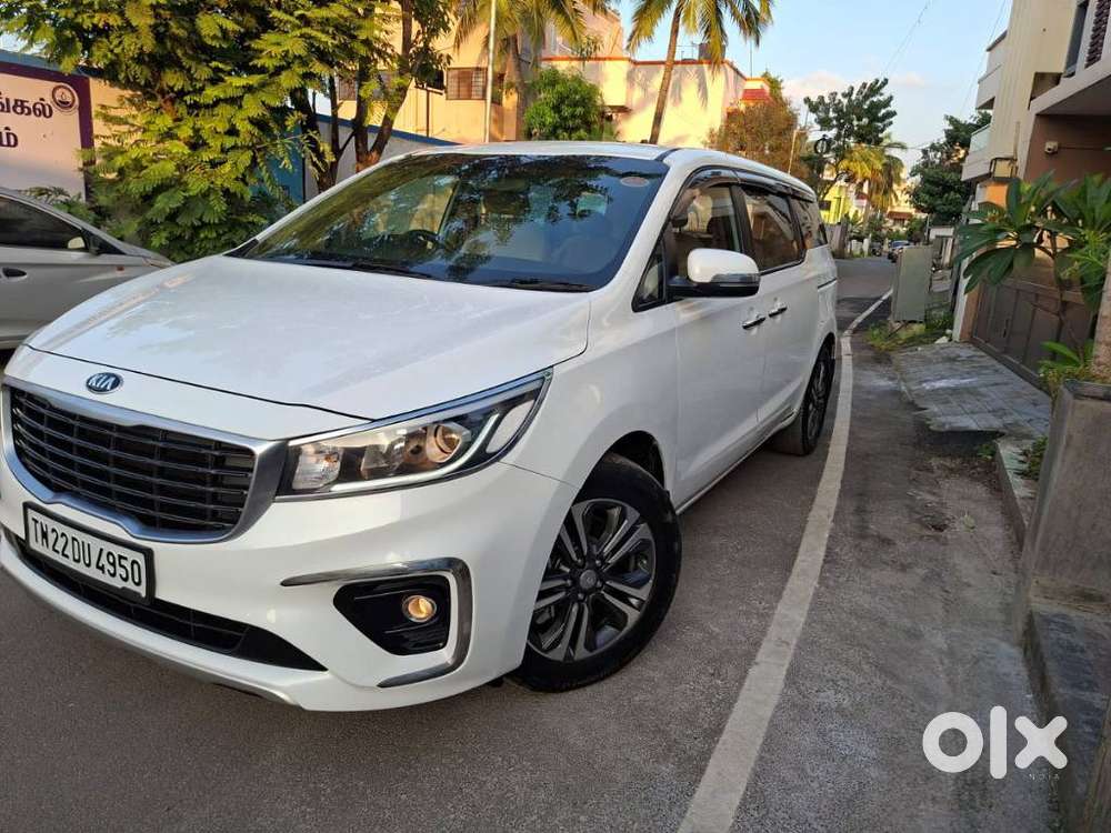 Kia Carnival Premium, 2021, Diesel