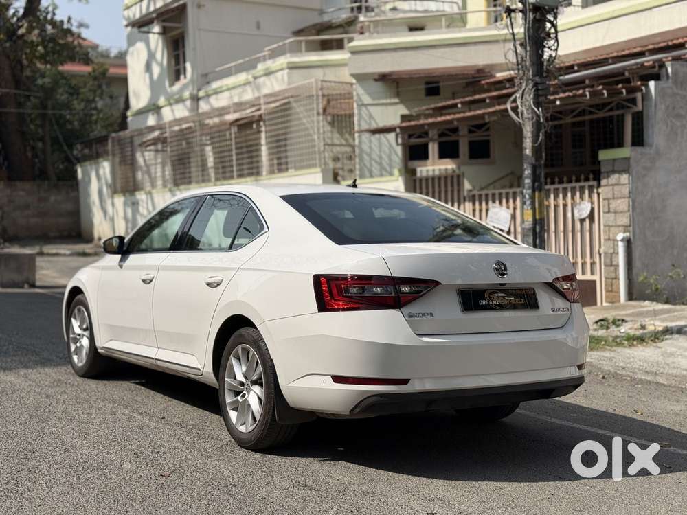 Skoda Superb L&k 2.0 Tdi At, 2018, Diesel