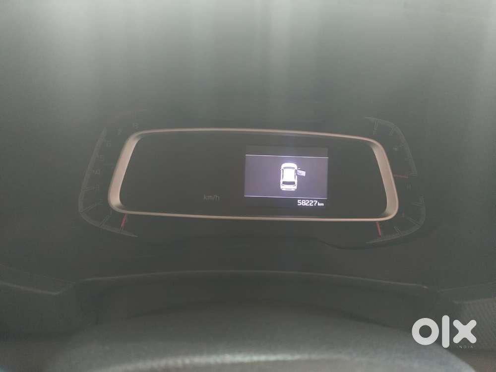 Kia Sonet, 2022, Petrol