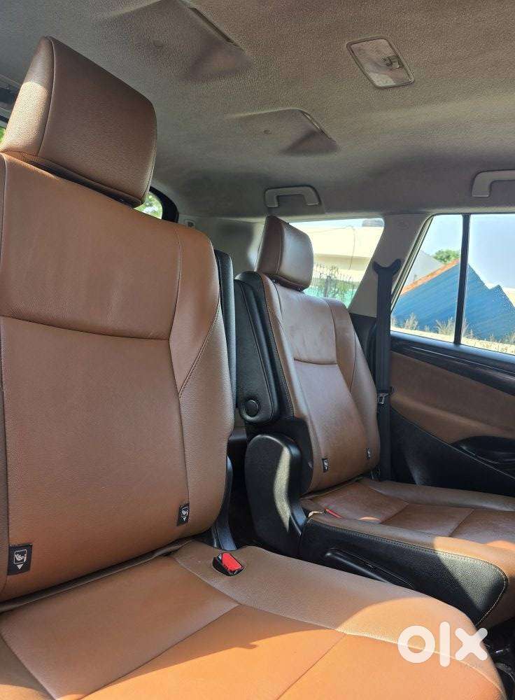 Toyota Innova Crysta 2.8z Automatic, 2018, Diesel