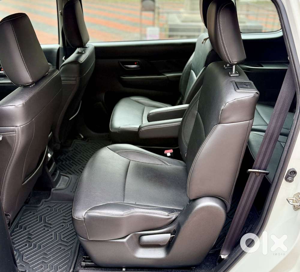 Maruti Suzuki Xl6 1.5 Alpha Plus At, 2022, Petrol
