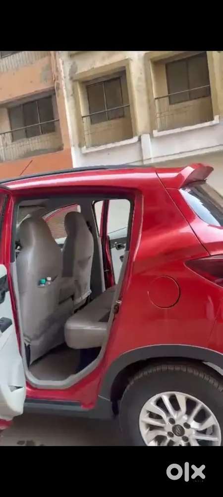 Mahindra Kuv 100 2018