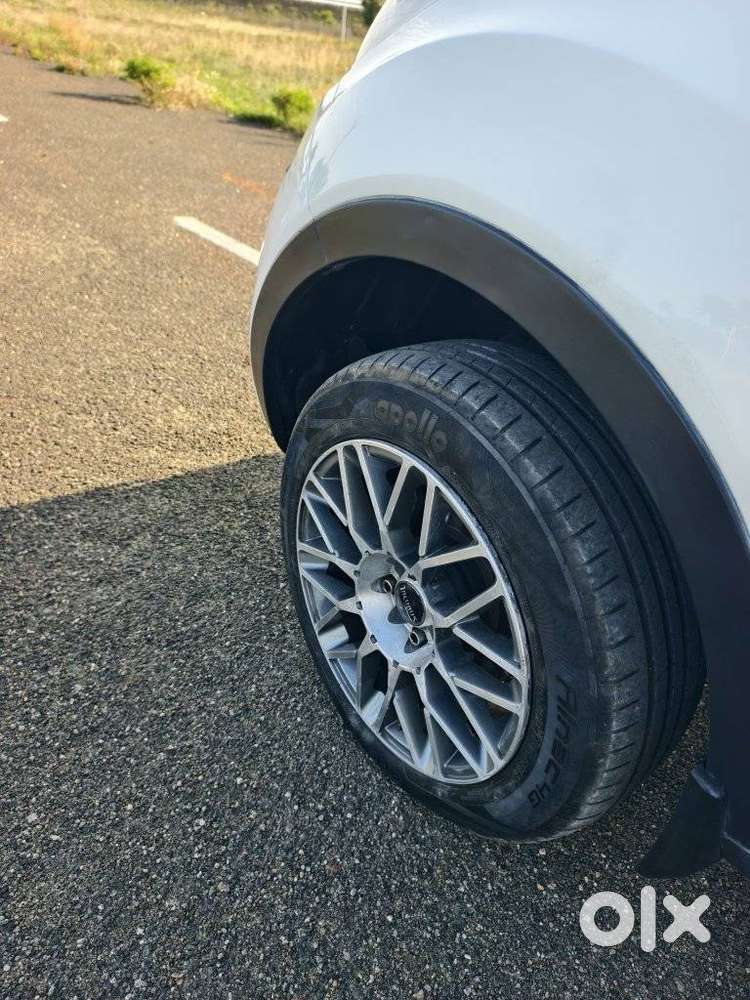 Tata Nexon 1.2 Revotron Xm (s), 2018, Petrol