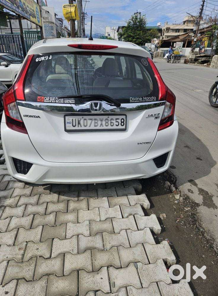 Honda Jazz V Mt Privilege, 2017, Petrol