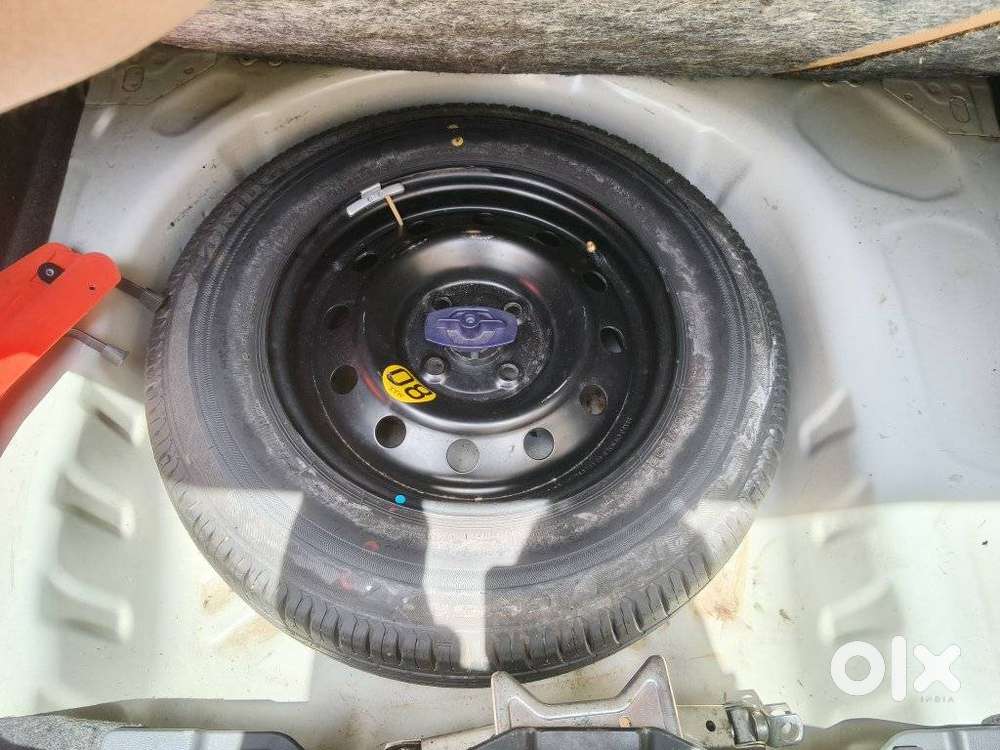 Maruti Suzuki Dzire 1.2 Zxi, 2017, Petrol